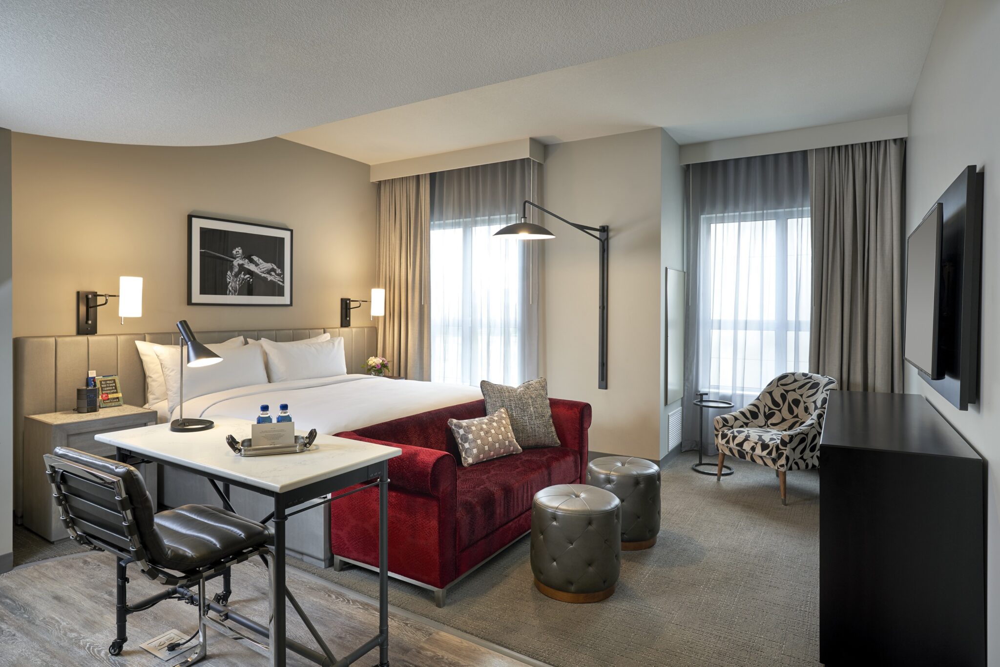 BEST HOTEL REDMOND visual data 3